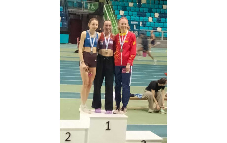 Manon Mayeux, vice-championne régionale du 800m
